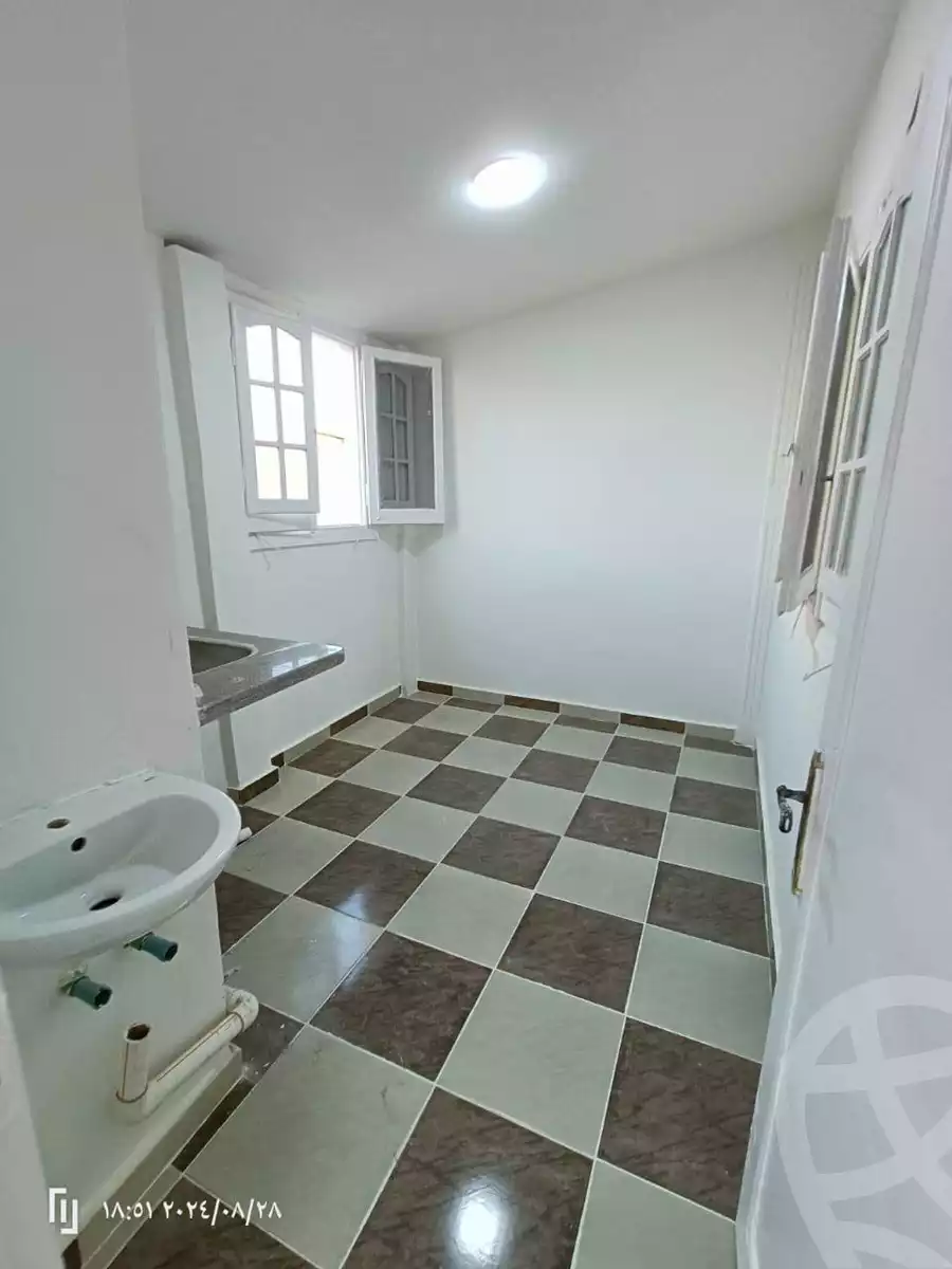 https://aqarmap.com.eg/en/listing/5801813-for-sale-alexandria-l-jmy-shataa-el-nakheel