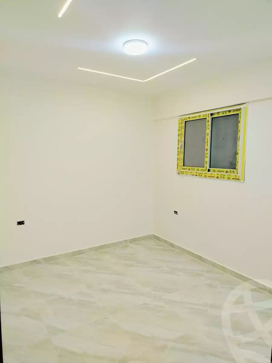 https://aqarmap.com.eg/ar/listing/5802330-for-sale-qalyubia-shubra-el-khaima-shubra-el-khaima-city-teraat-el-shabouri-st