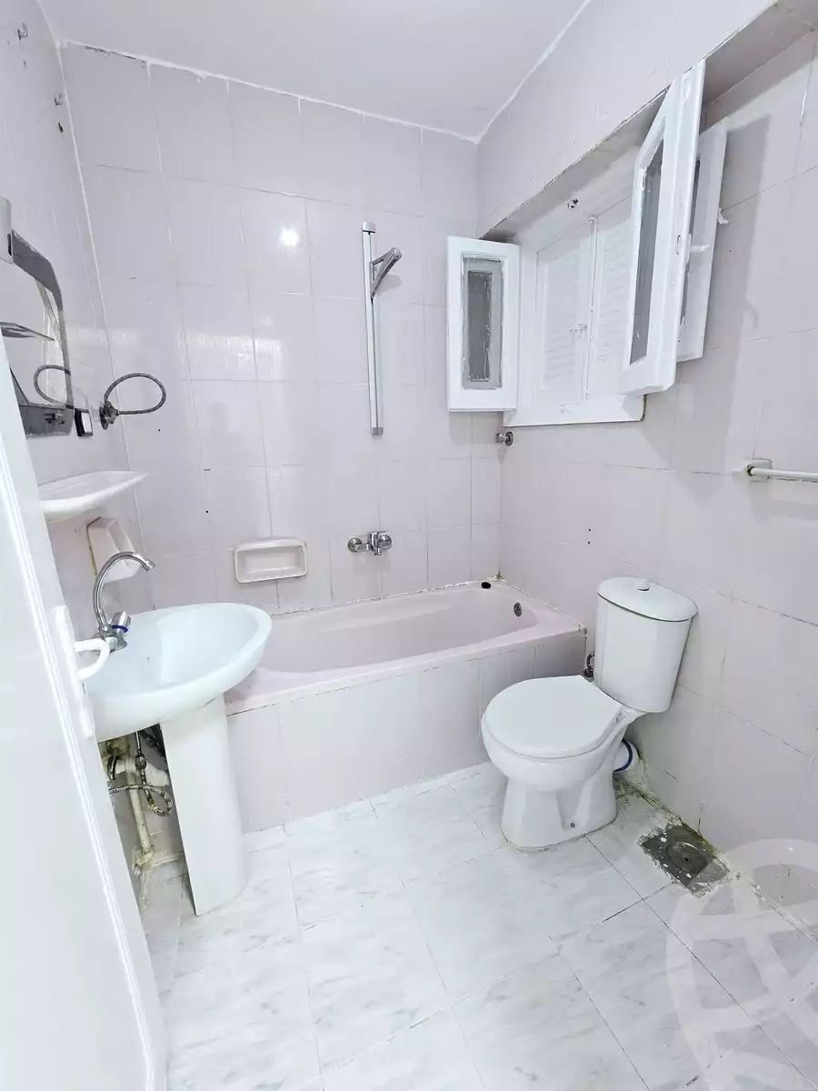 https://aqarmap.com.eg/en/listing/5802612-for-sale-alexandria-l-jmy-shataa-el-nakheel