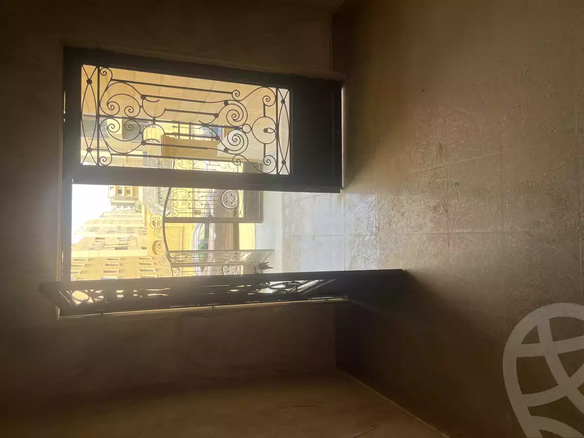 https://aqarmap.com.eg/ar/listing/5802982-for-sale-cairo-new-cairo-el-kornfol-el-kornfol-1