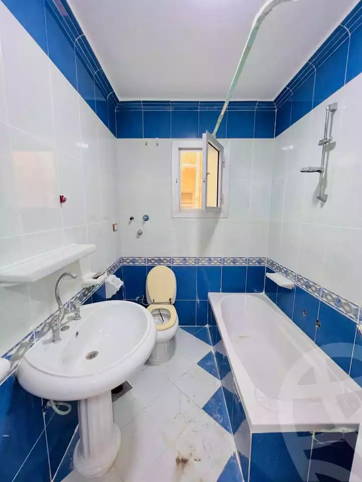 https://aqarmap.com.eg/en/listing/5804678-for-sale-alexandria-l-jmy-shataa-el-nakheel-street-45