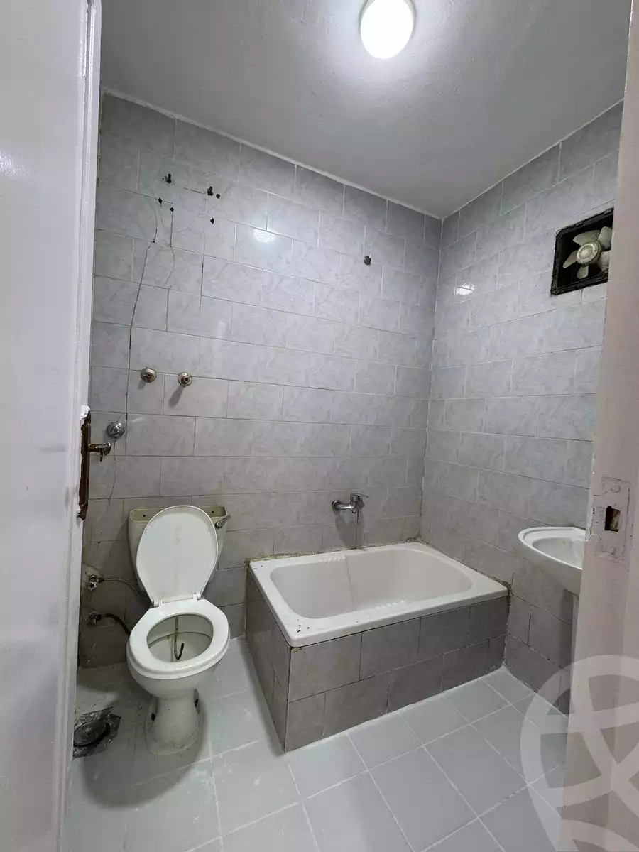 https://aqarmap.com.eg/en/listing/5804918-for-sale-alexandria-l-jmy-shataa-el-nakheel
