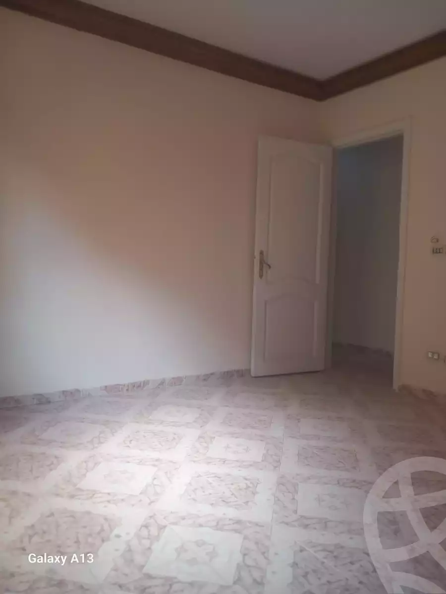 https://aqarmap.com.eg/en/listing/5687415-for-sale-cairo-6th-of-october-el-ahyaa-neighborhood-5th-street-42