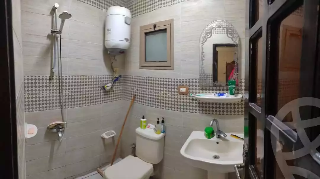 https://aqarmap.com.eg/ar/listing/5812536-for-sale-alexandria-l-jmy-lbytsh-el-zohour-st