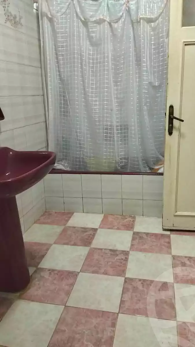 https://aqarmap.com.eg/en/listing/5813396-for-sale-alexandria-l-jmy-el-hanouvel