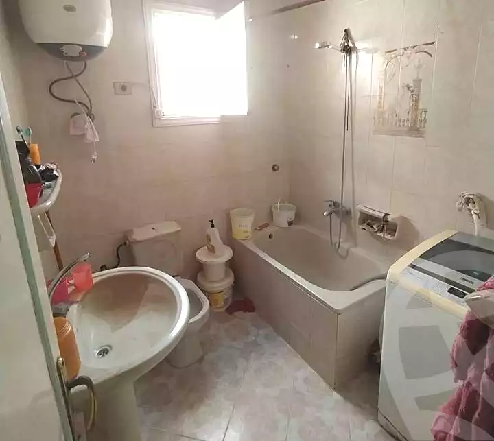 https://aqarmap.com.eg/ar/listing/5814335-for-sale-alexandria-l-jmy-lbytsh-el-hay-st