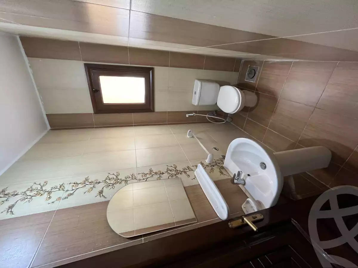 https://aqarmap.com.eg/ar/listing/5814414-for-rent-cairo-new-cairo-el-narges-el-narges-omarat-mohamed-sabry-abu-alam-st
