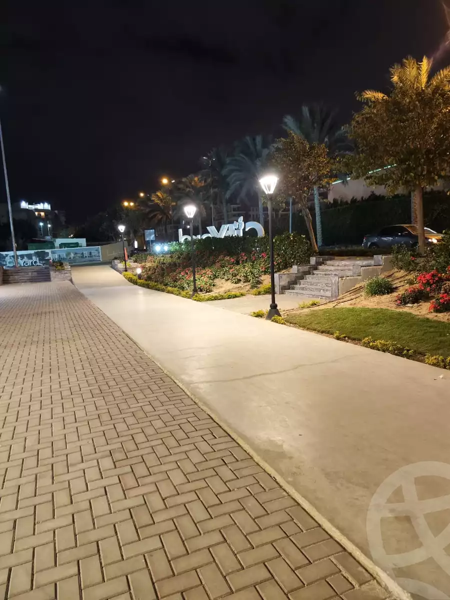 https://aqarmap.com.eg/en/listing/5814767-for-sale-cairo-6th-of-october-hadaeq-october-kmbwnd-fy-hdyq-ktwbr-ashgar-city