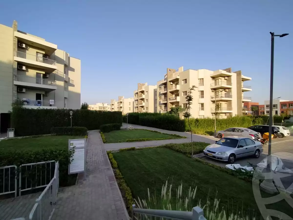 https://aqarmap.com.eg/en/listing/5814985-for-sale-cairo-el-sheikh-zayed-city-compounds-dh-drys