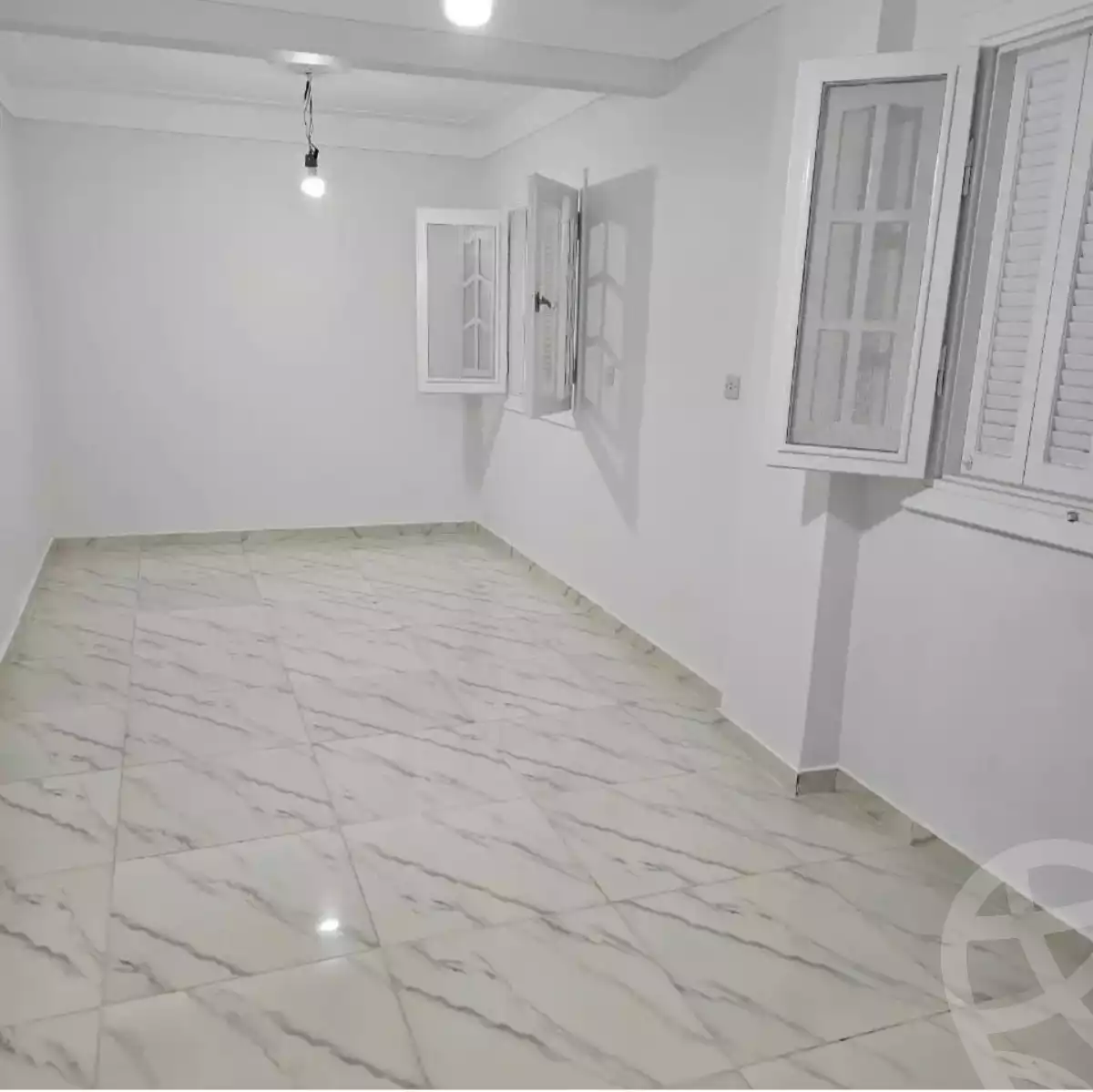 https://aqarmap.com.eg/en/listing/5816878-for-rent-alexandria-bahray-el-anfoshy-al-shamrali-st