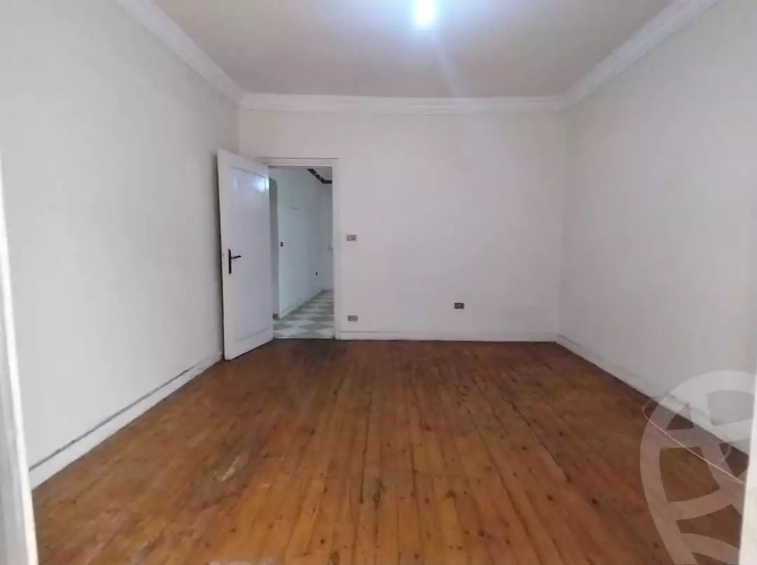 https://aqarmap.com.eg/en/listing/5817450-for-sale-alexandria-fleming