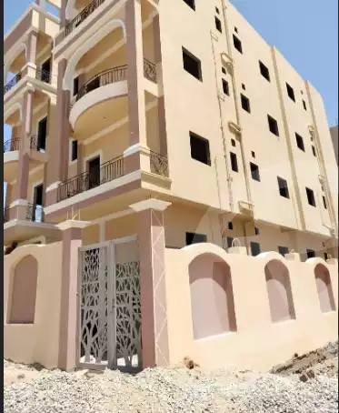 https://aqarmap.com.eg/ar/listing/5817591-for-sale-cairo-badr-city-hai-el-ashgar-featured-neighborhood