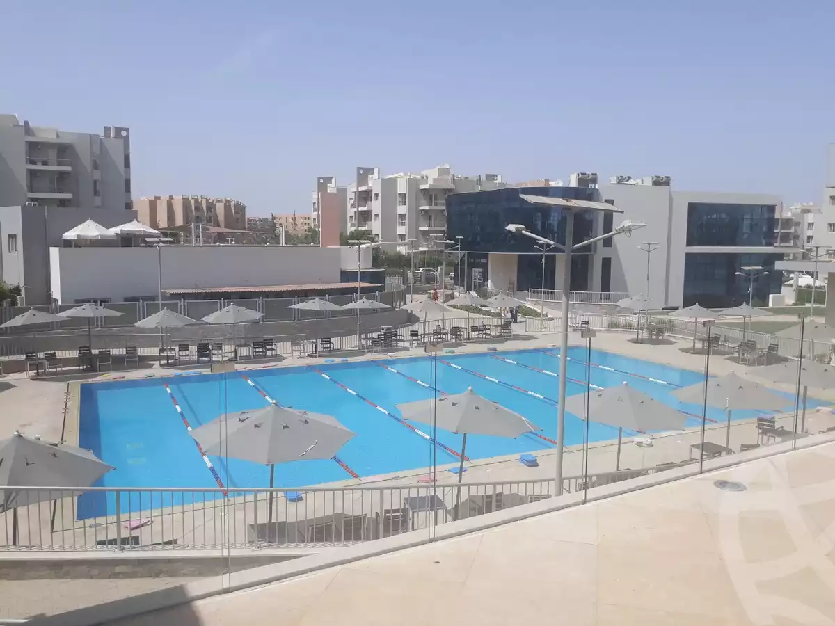 https://aqarmap.com.eg/ar/listing/5819802-for-sale-cairo-el-sheikh-zayed-city-compounds-dh-drys