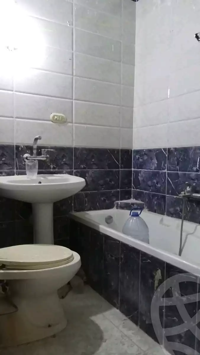 https://aqarmap.com.eg/ar/listing/5822424-for-sale-alexandria-l-jmy-lbytsh-princess-st