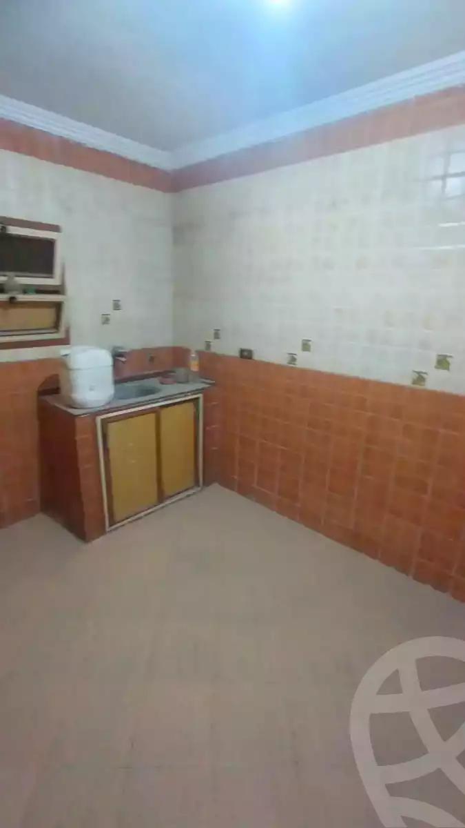https://aqarmap.com.eg/en/listing/5824556-for-sale-cairo-helwan-helwan-el-sharkeya-mostafa-safwat-st