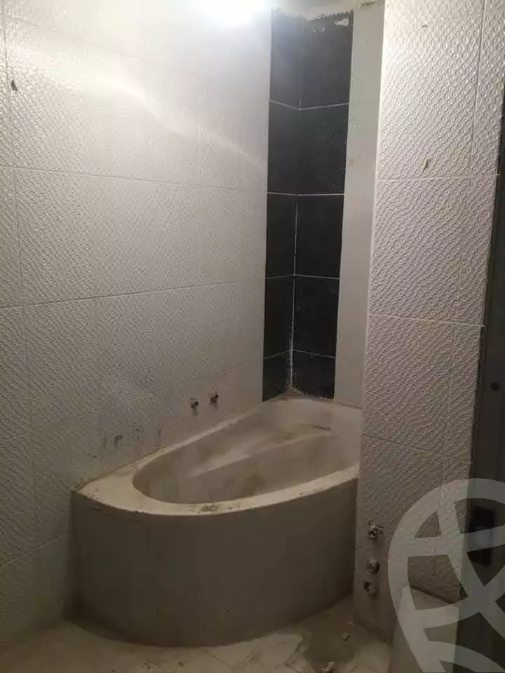 https://aqarmap.com.eg/ar/listing/5824905-for-sale-alexandria-l-jmy-el-hanouvel-al-asdakaa-st