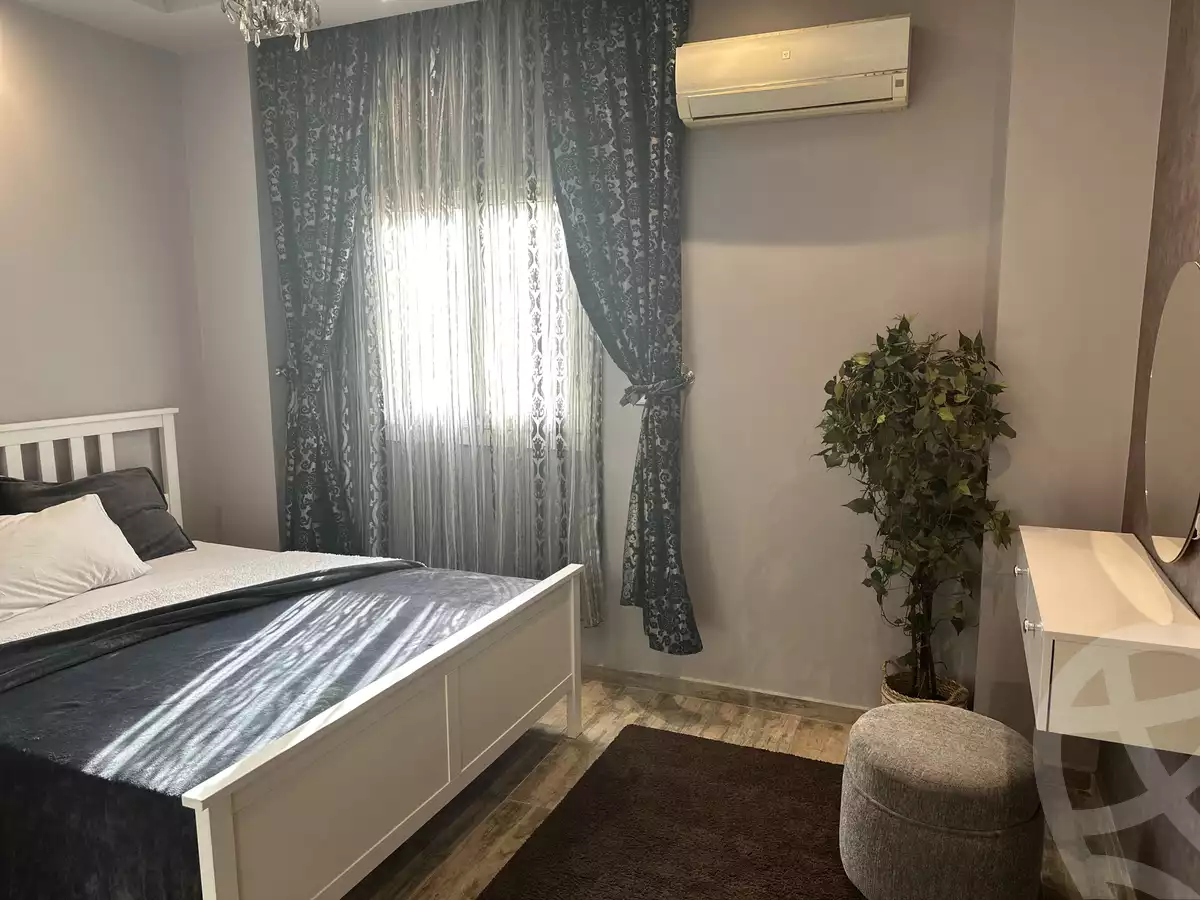 https://aqarmap.com.eg/en/listing/5827055-for-rent-cairo-el-sheikh-zayed-city-el-hay-elthamen-area-2