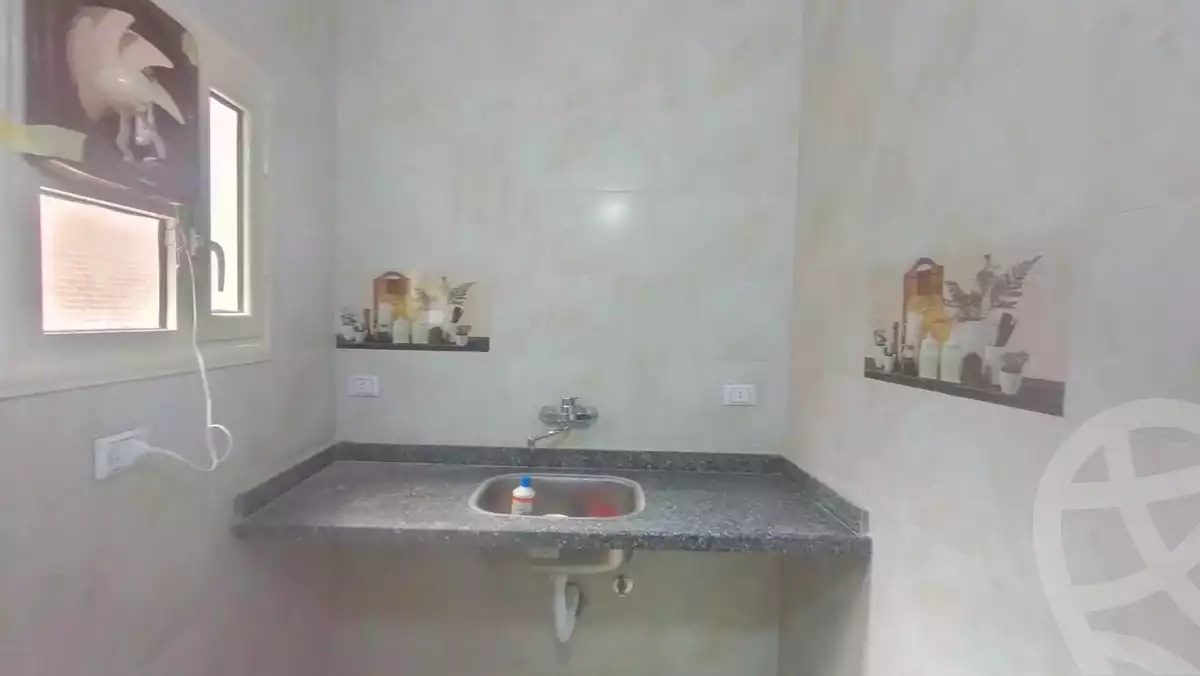 https://aqarmap.com.eg/ar/listing/5829356-for-sale-cairo-ain-shams-ain-shams-el-sharkia-shakir-soliman-st