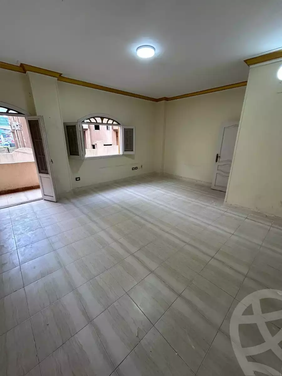 https://aqarmap.com.eg/en/listing/5830353-for-sale-cairo-new-cairo-el-ahyaa-first-neighborhood-street-1