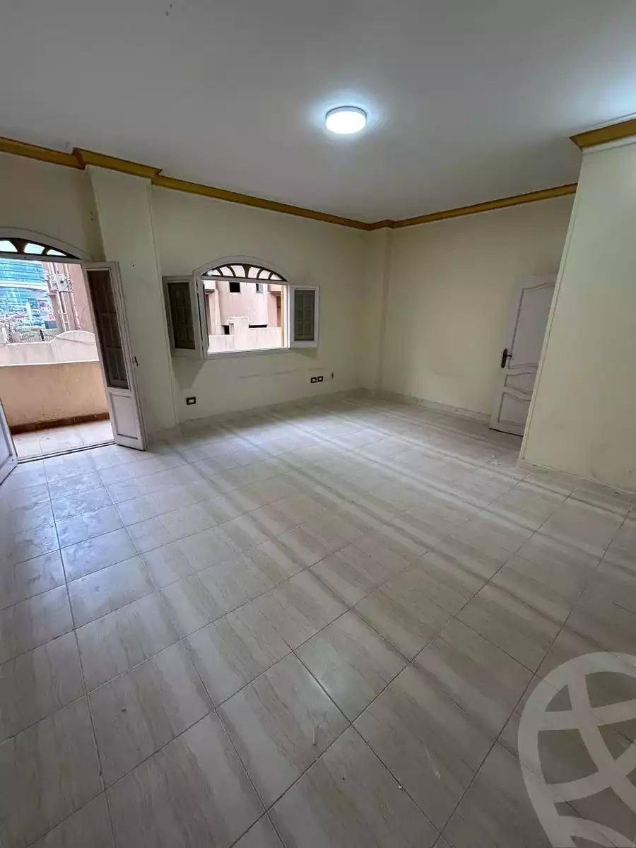 https://aqarmap.com.eg/en/listing/5830353-for-sale-cairo-new-cairo-el-ahyaa-first-neighborhood-street-1