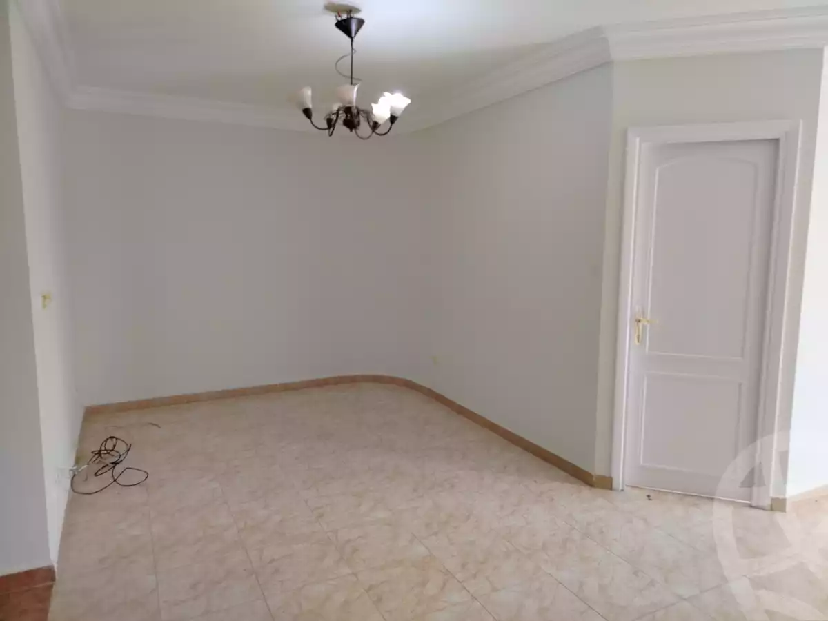 https://aqarmap.com.eg/en/listing/5831638-for-rent-cairo-new-cairo-lrhb-city-phase-4-saad-zaghloul-st