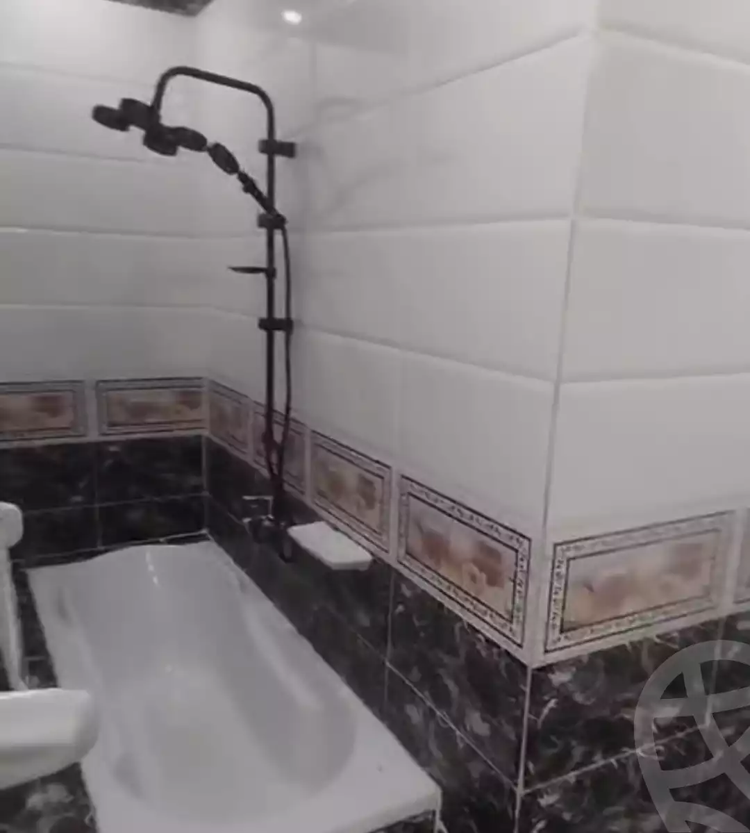 https://aqarmap.com.eg/ar/listing/5834123-for-sale-alexandria-l-jmy-el-hanouvel-kasr-al-quiri-st-1