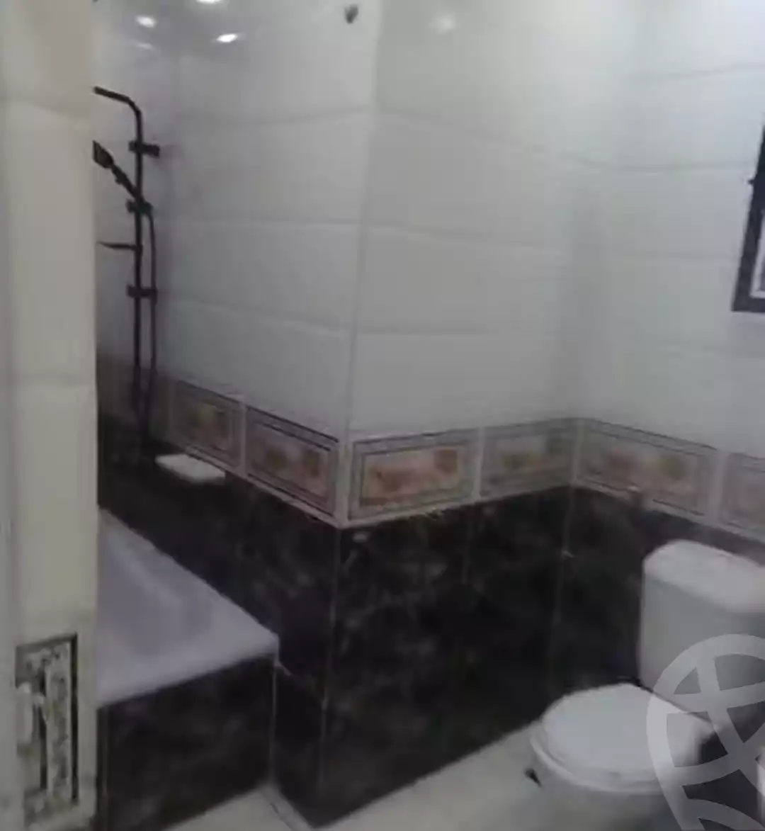 https://aqarmap.com.eg/ar/listing/5834123-for-sale-alexandria-l-jmy-el-hanouvel-kasr-al-quiri-st-1