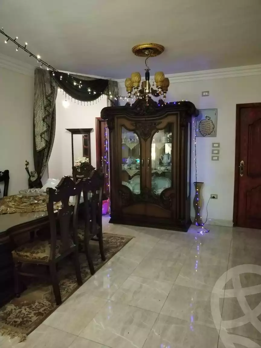 https://aqarmap.com.eg/en/listing/5834379-for-sale-cairo-downtown-el-ataba-al-torgoman-st