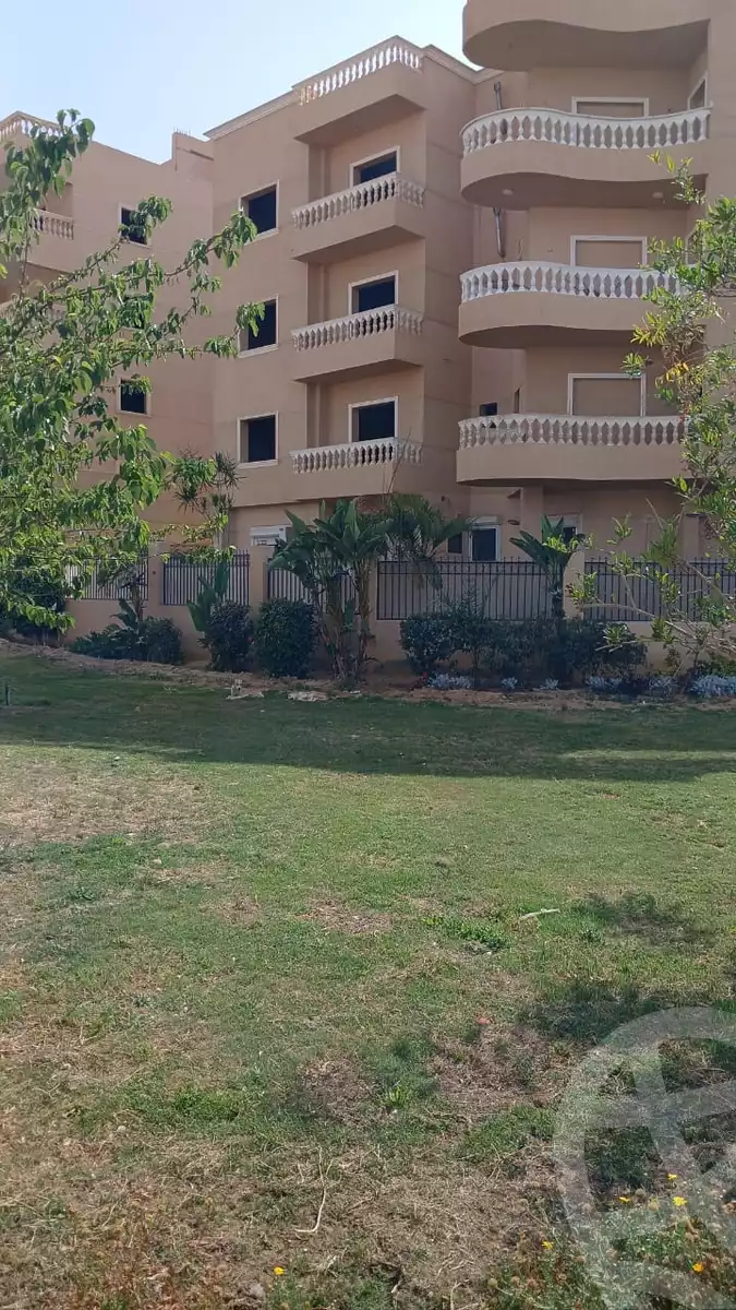 https://aqarmap.com.eg/en/listing/5834420-for-sale-cairo-el-shorouk-lmntq-lwl-neighbourhood-1