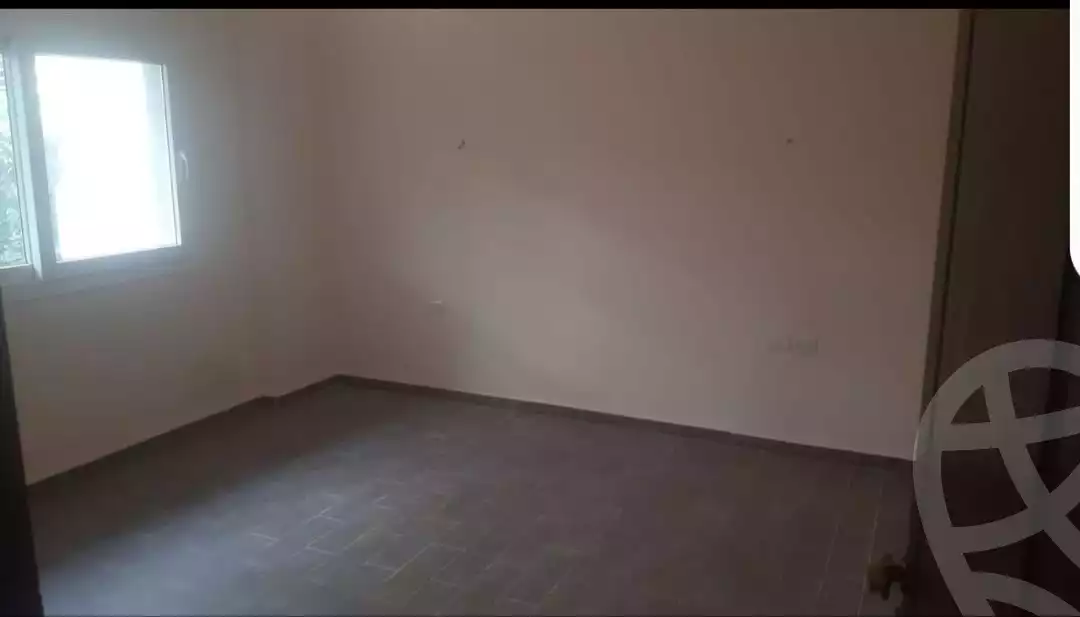 https://aqarmap.com.eg/ar/listing/5835744-for-sale-cairo-el-sheikh-zayed-city-compounds-zayed-regency