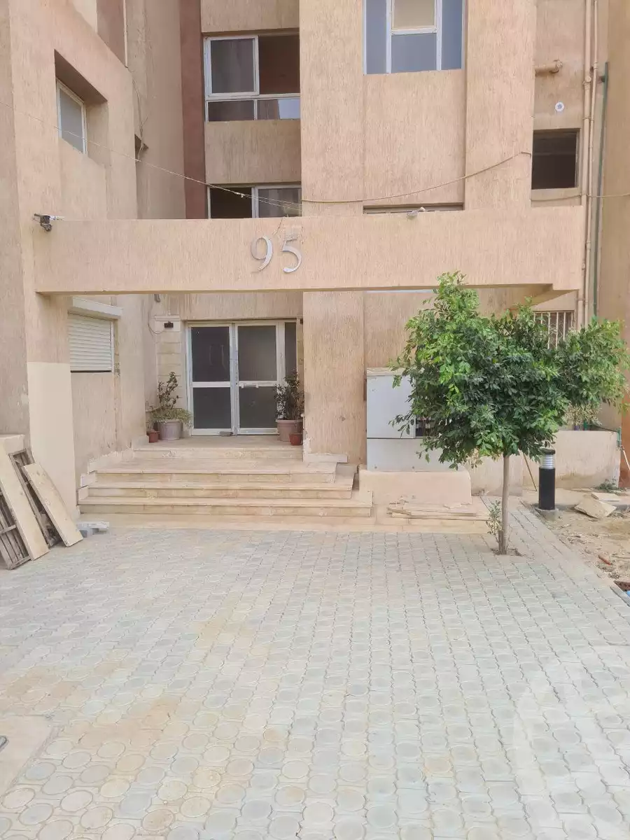 https://aqarmap.com.eg/en/listing/5836069-for-sale-cairo-6th-of-october-compounds-garden-hills