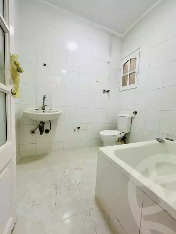 https://aqarmap.com.eg/en/listing/5836440-for-sale-alexandria-l-jmy-shataa-el-nakheel