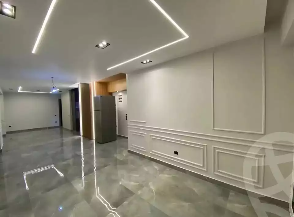 https://aqarmap.com.eg/ar/listing/5839112-for-sale-alexandria-glim-zahran-roushdy-st