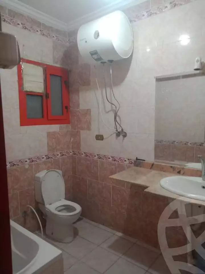 https://aqarmap.com.eg/en/listing/5842885-for-rent-cairo-mokattam-lhdb-l-ly