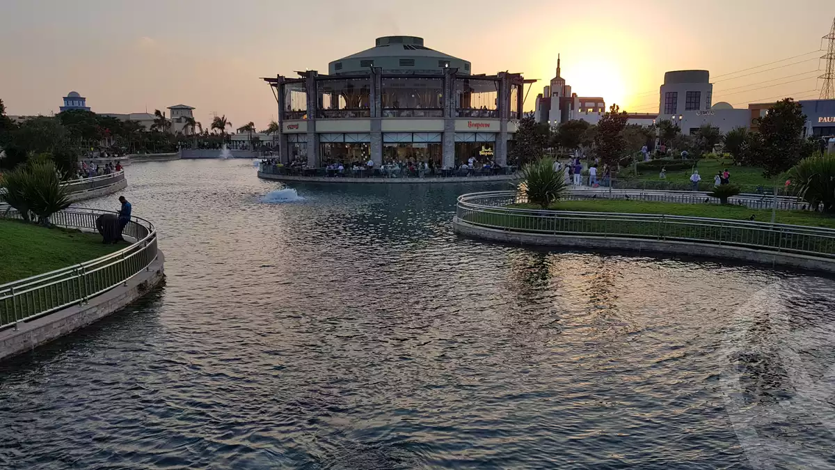 https://aqarmap.com.eg/en/listing/5844346-for-sale-cairo-new-cairo-madinaty-open-air-mall