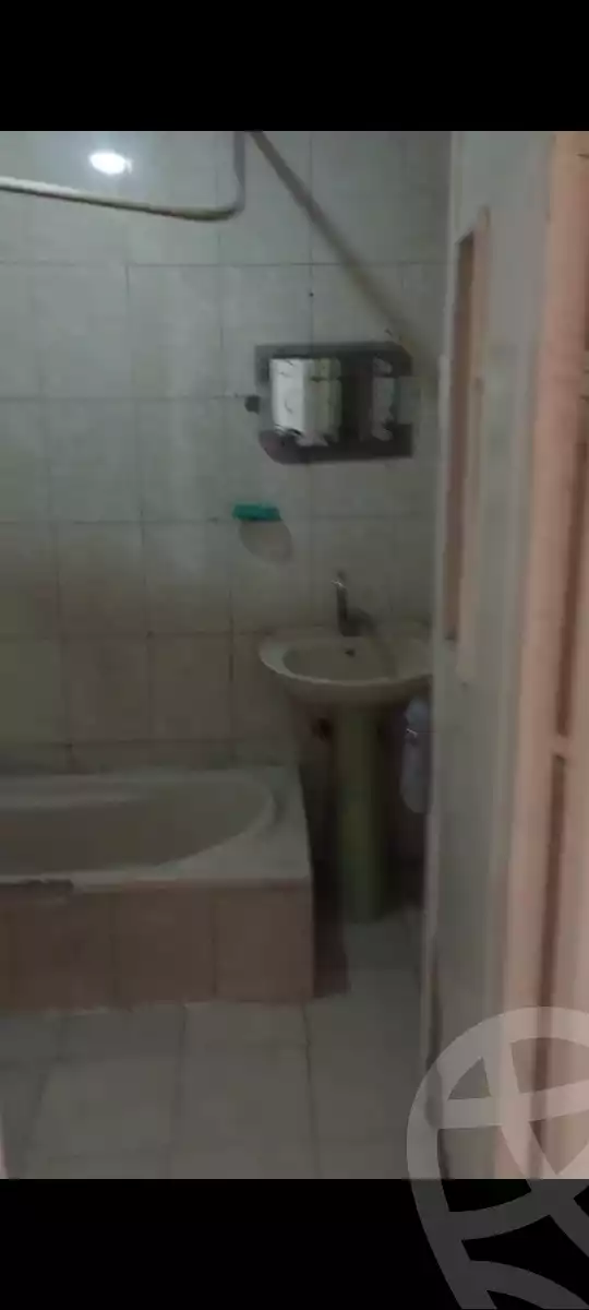 https://aqarmap.com.eg/en/listing/5847198-for-sale-alexandria-l-jmy-el-kilo-21
