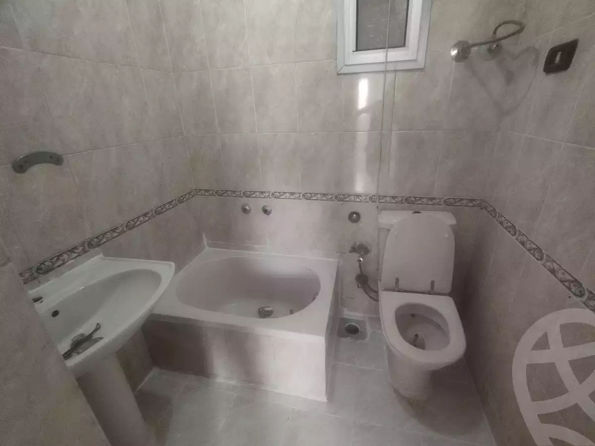 https://aqarmap.com.eg/en/listing/5847744-for-sale-alexandria-l-jmy-shataa-el-nakheel-no-6-st