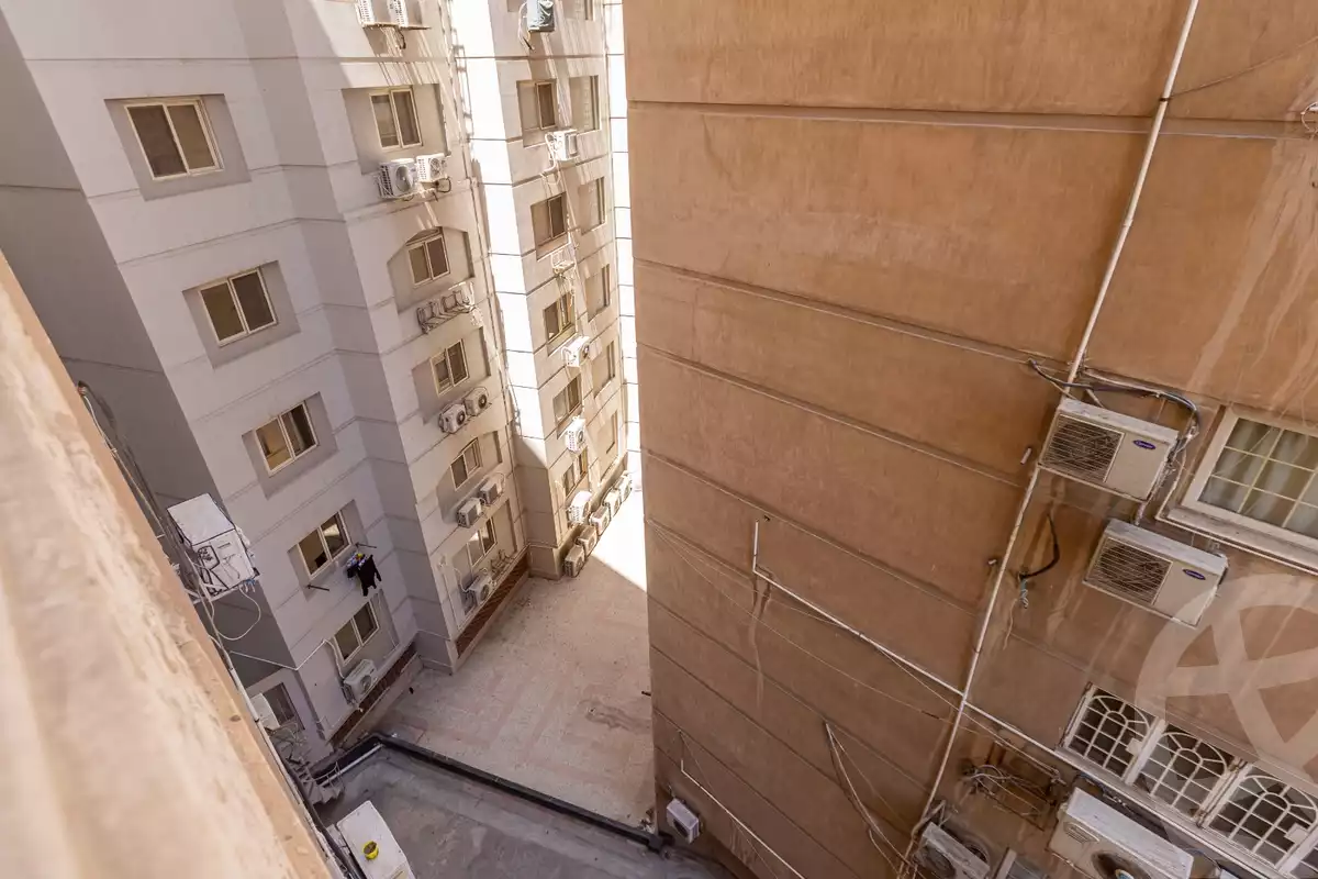 https://aqarmap.com.eg/ar/listing/5849114-for-sale-alexandria-smouha-mohammed-fawzi-moaz-st