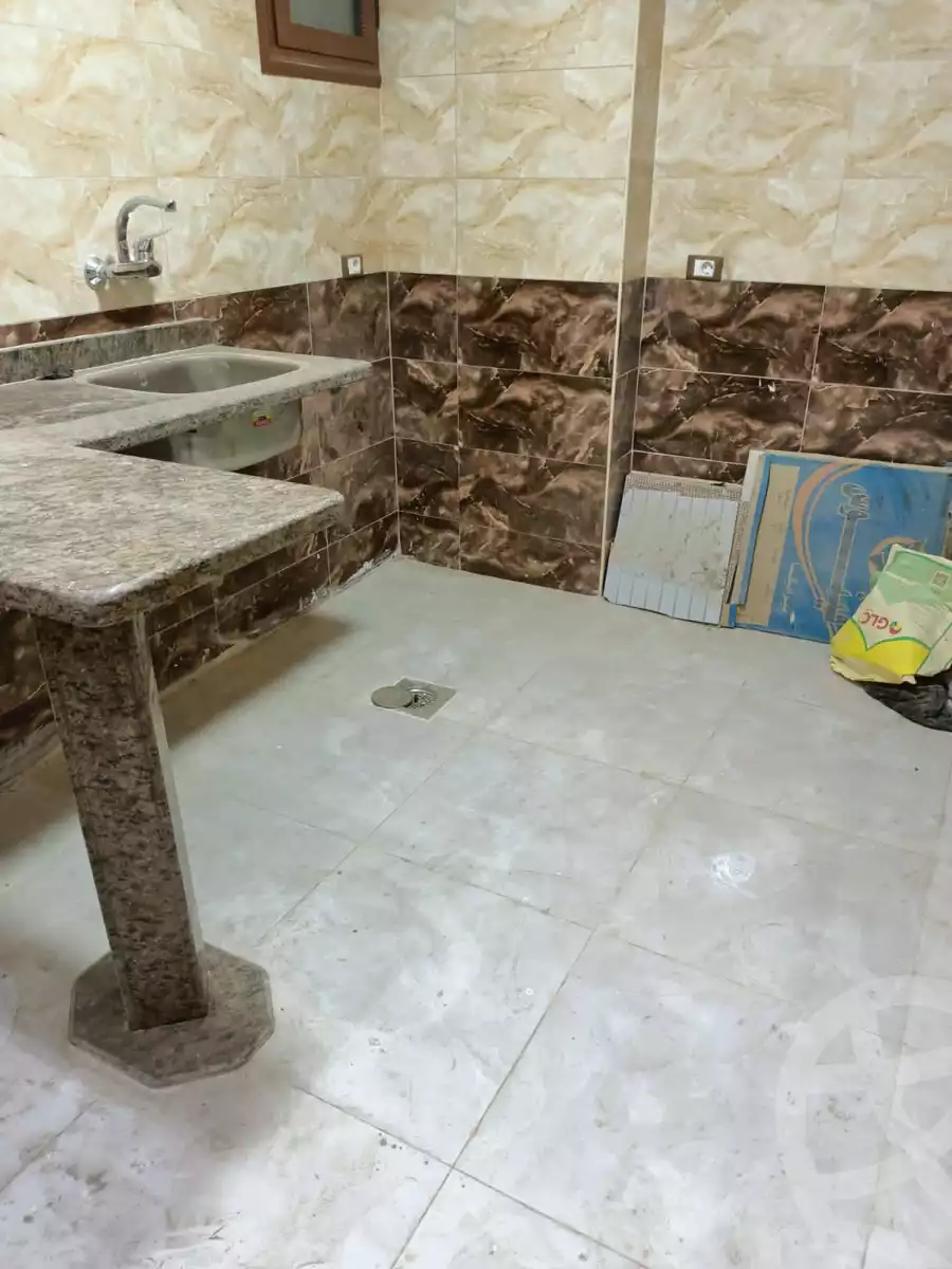 https://aqarmap.com.eg/ar/listing/5849854-for-rent-cairo-helwan-kwrnysh-hlwn