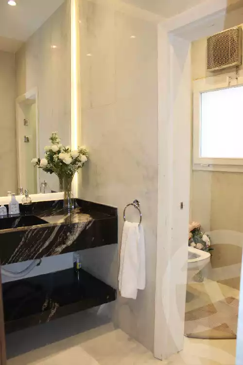 https://aqarmap.com.eg/en/listing/5850322-for-sale-cairo-el-shorouk-compounds-el-patio-5-east