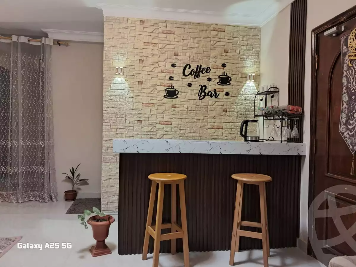 https://aqarmap.com.eg/en/listing/5850331-for-sale-cairo-new-cairo-first-settlement-neighbourhood-9-el-shaheed-mohammed-makkawi-st