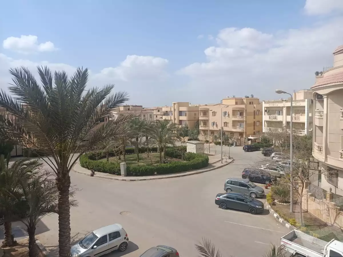 https://aqarmap.com.eg/en/listing/5850331-for-sale-cairo-new-cairo-first-settlement-neighbourhood-9-el-shaheed-mohammed-makkawi-st