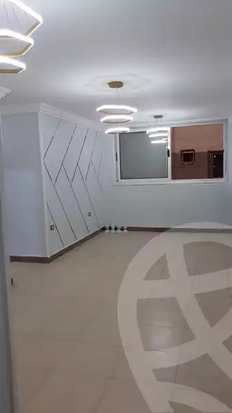 https://aqarmap.com.eg/en/listing/5850938-for-sale-cairo-el-zaytun-lzytwn-lbhry-salim-al-awal-st