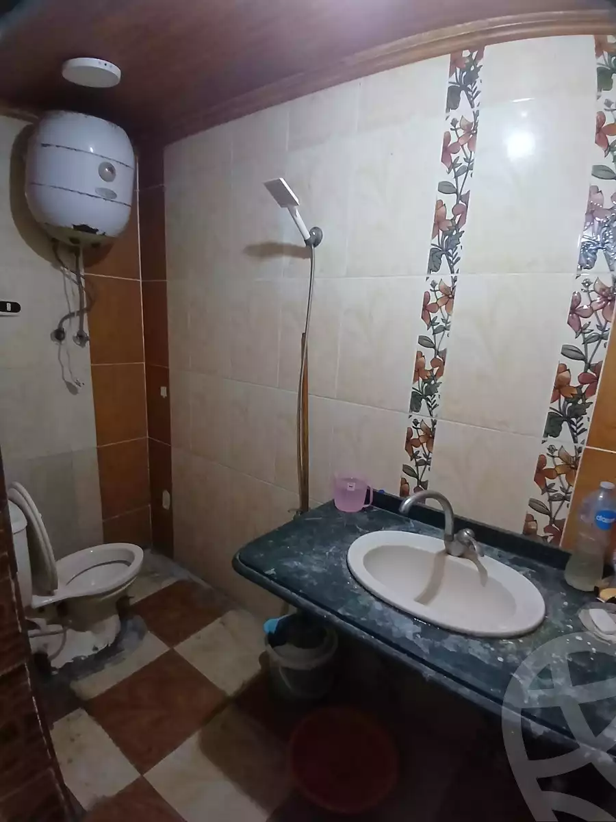 https://aqarmap.com.eg/ar/listing/5851779-for-sale-alexandria-bahray-el-anfoshy-al-gomrok-al-kadem-st