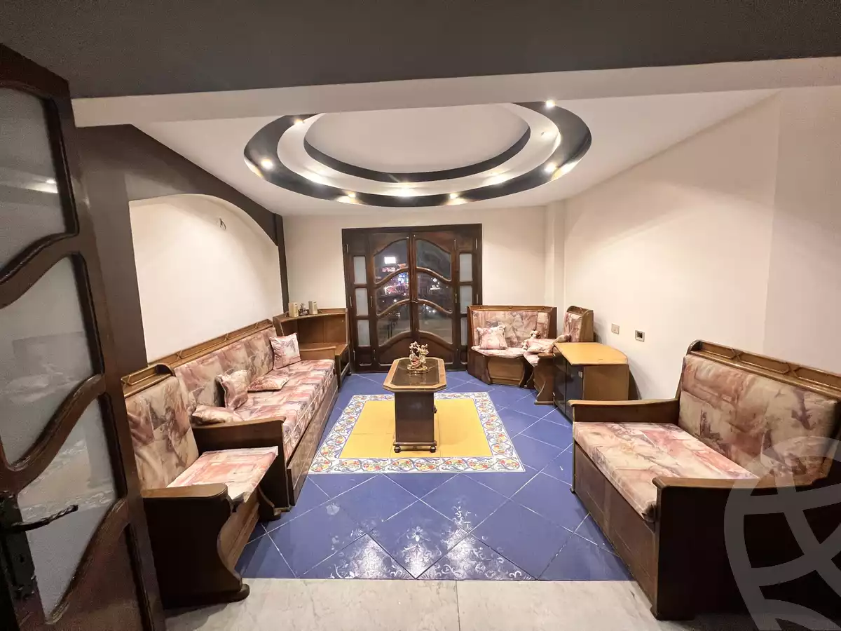 https://aqarmap.com.eg/en/listing/5851788-for-rent-cairo-shoubra-shr-shykwlny