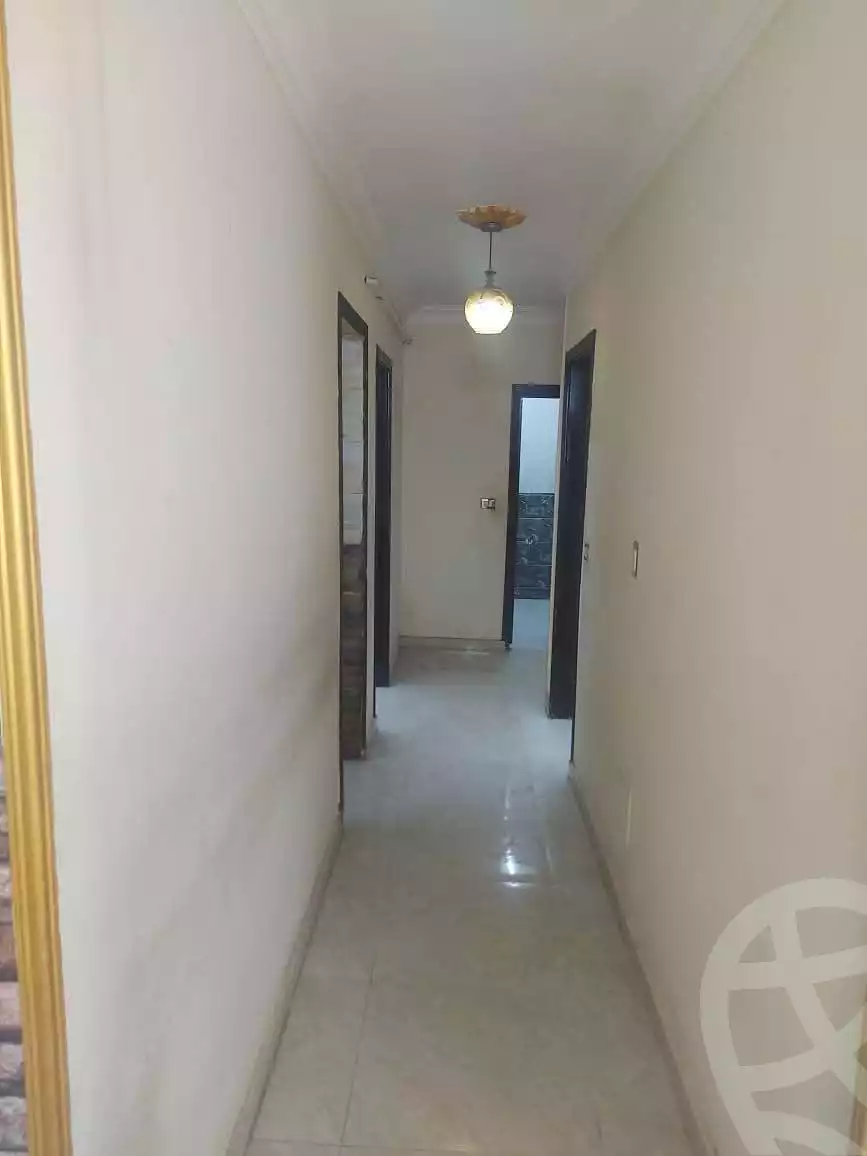 https://aqarmap.com.eg/en/listing/5852918-for-sale-cairo-helwan-helwan-el-sharkeya-mostafa-safwat-st