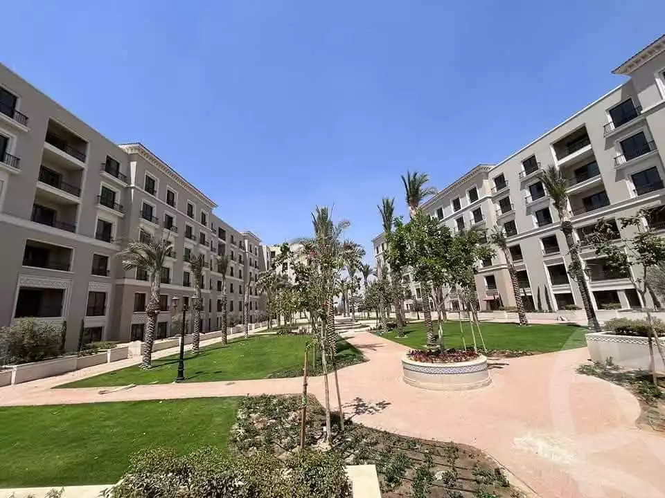 https://aqarmap.com.eg/en/listing/5854140-for-sale-cairo-el-sheikh-zayed-city-compounds-kmbwnd-fyldj-wyst-dr-llttwyr