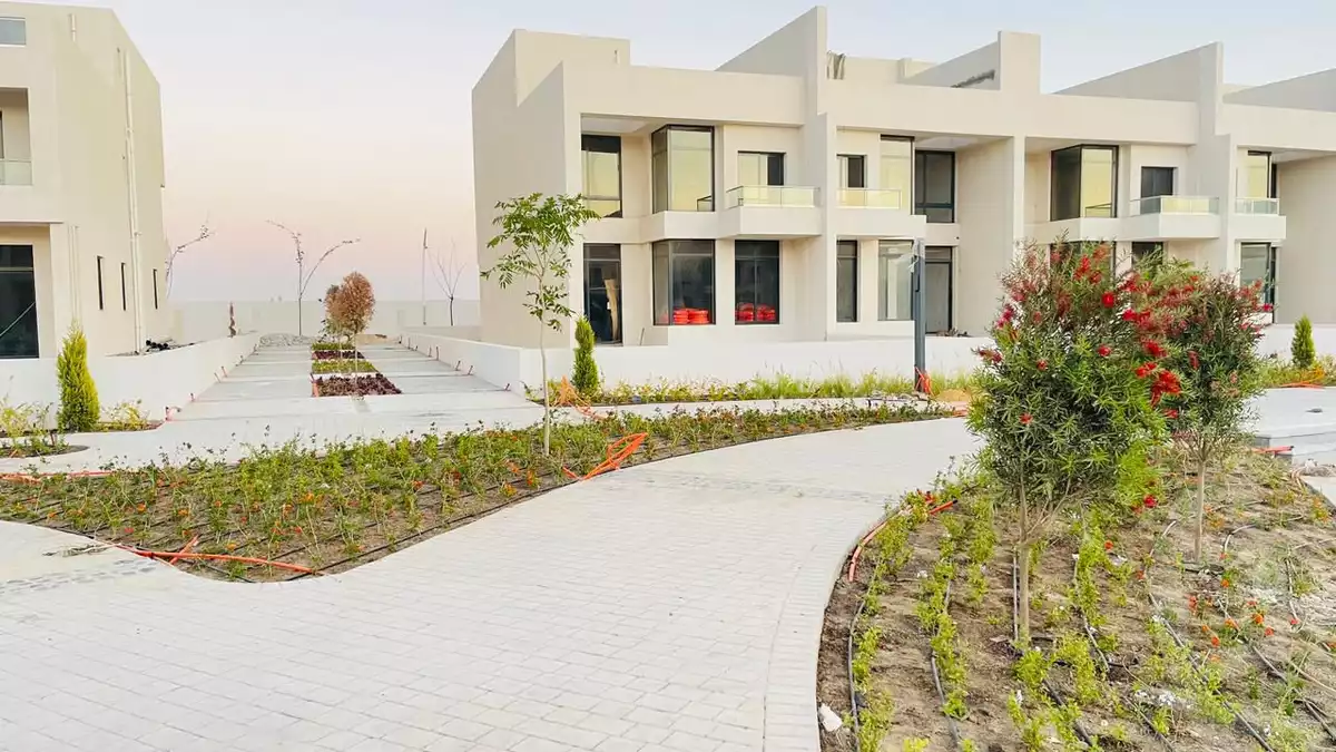 https://aqarmap.com.eg/en/listing/5854237-for-sale-cairo-el-sheikh-zayed-city-lshykh-zyd-ljdyd-lake-west-3-compound-cairo-capital