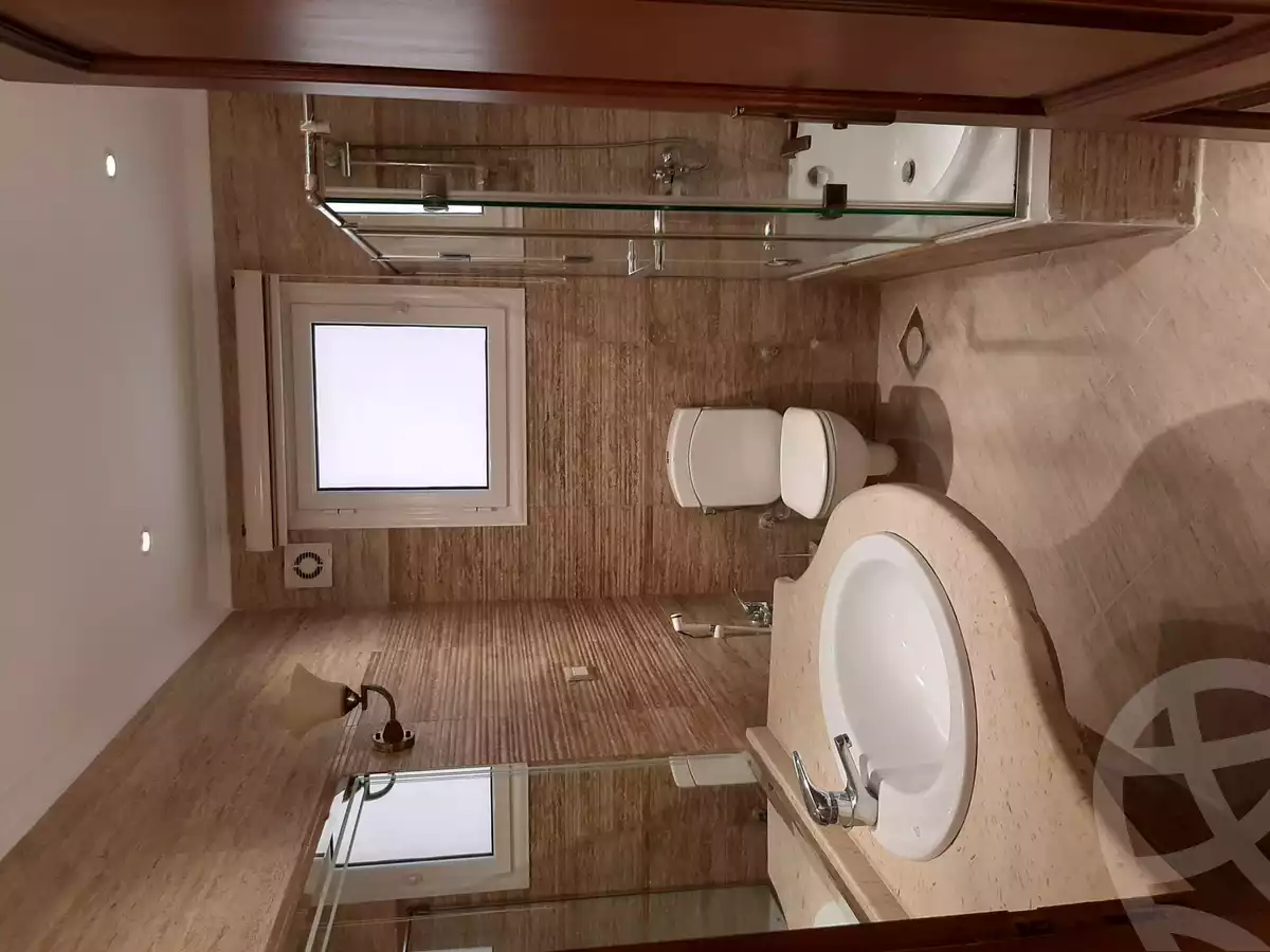 https://aqarmap.com.eg/en/listing/5856395-for-sale-cairo-new-cairo-lrhb-city-phase-8