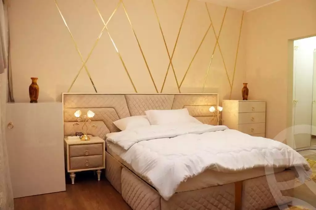 https://aqarmap.com.eg/en/listing/5857210-for-rent-cairo-new-cairo-compounds-ninety-avenue